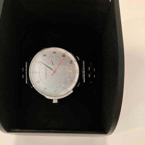 Authentic Armani Exchange watch, never worn - Picture 3 of 4